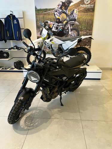 Husqvarna Svartpilen 401 - Gastos Y Service Bonificados