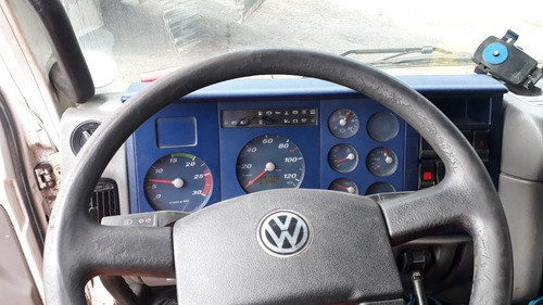 Imagem 2 de 3 de Caminhão Caçamba Vw24220 / 2011