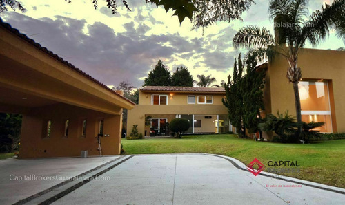 Imagen 17 de 30 de Casa De Super Lujo En Club De Golf Santa Anita Zona Sur