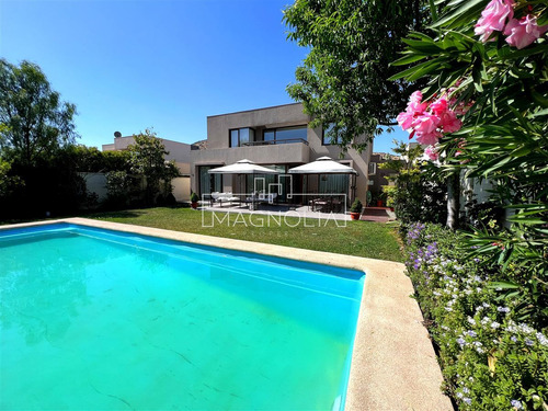 Casa En Venta Impecable En Chamisero A Pasos Del Jumbo