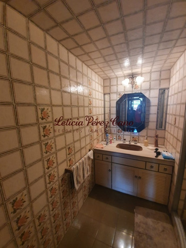 Casa En Venta En Playa Mansa, Punta Del Este, 4 Dormitorios- Ref: 19301