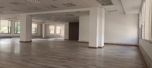 Oficina En Arriendo En Chico Norte. Cod A1105066
