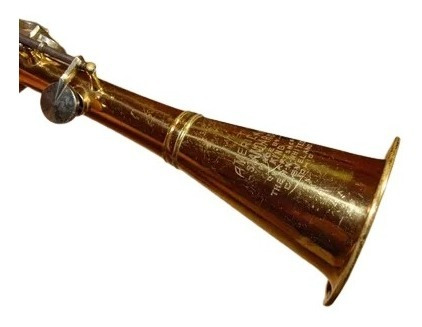 Clarinete De Metal Dourada Chaves Prateada
