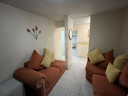Casa En Venta En Viveros Del Valle 3 Recámaras