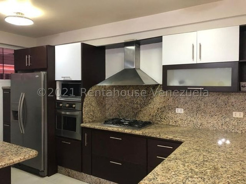 Increible Villa Ubicada En Conjunto Residencial De Solo 19 Casas, Cuenta Con Planta Electrica 100%, Pozo De Agua, Gas Directo, Con Agradables Areas Sociales (piscina, Parrillera)