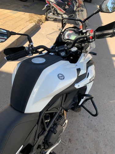 Imagen 2 de 7 de Benelli Trk 502cc 2021