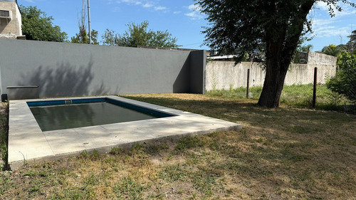Venta Casa 3 Dormitorios Bella Vista Con Cochera