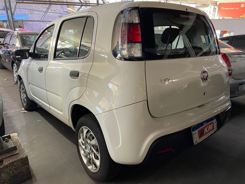 Fiat Uno Attractive 1.0 6v Flex 4 P