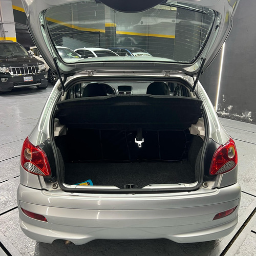 Peugeot 207 Sinc 2012