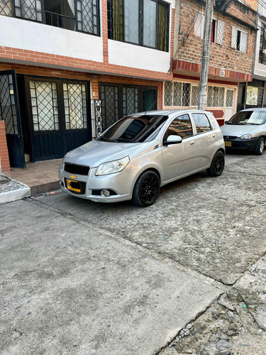 Chevrolet AVEO EMOTION 1.6 Gt