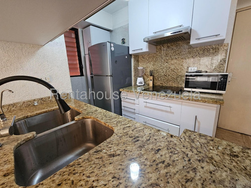 Estupendo Apartamento En Alquiler Con Inmejorable Ubicación La Florida. Jose Guerrero. Cod: 25-21254.