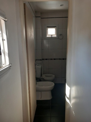 Imagen 12 de 21 de Casa Ph En Alquiler En Villa Luzuriaga