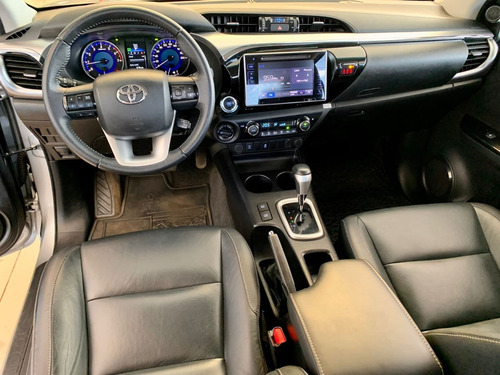Imagem 11 de 13 de Hilux 2.7 Srv Flex