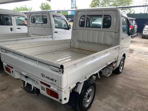 Imagen 8 de 9 de Daihatsu Hijet 2019 Japonés