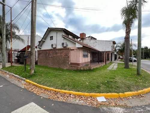 Imagen 3 de 30 de Posible Permuta Por Dpto - Venta Casa - Ciudad Evita
