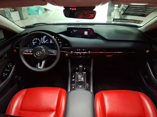 Mazda 3 TOURING HÍBRIDO