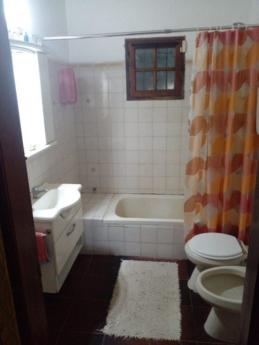 Muy Buena Casa Para Entrar A Vivir Excelente Ubicación.