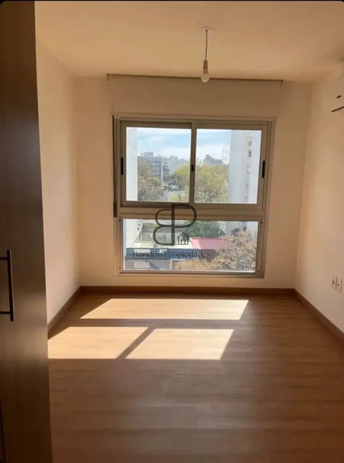 Alquiler Apartamento 1 Dormitorio Parque Batlle Balcon Y Garaje · Foto 5