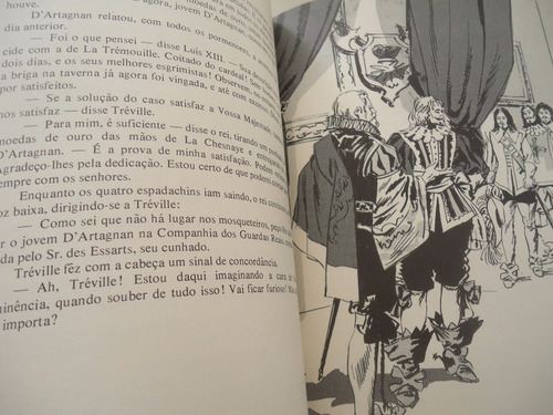 Os Três Mosqueteiros - Alexandre Dumas - Clássicos Da Li