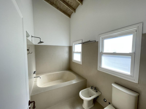 Imagen 25 de 30 de Casa En Alquiler En Talar Del Lago