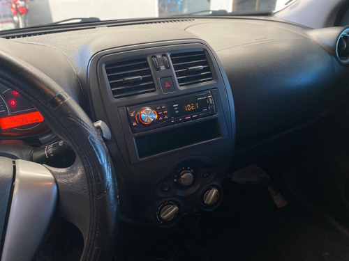 Nissan March 1.0 S 12V FLEX 4P MANUAL