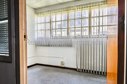 Edificio En Venta - Mls #25-20606