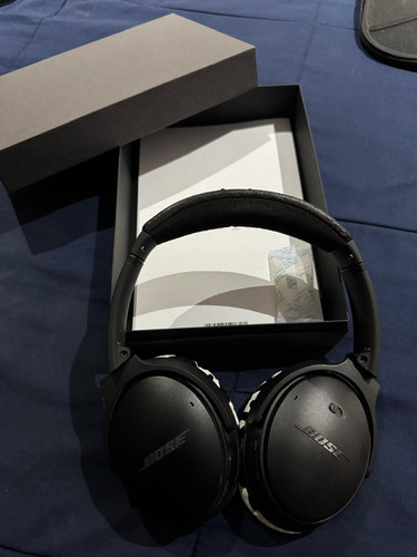 Auriculares Bluetooth Bose Quietcomfort 45, Color Negro (Usado)