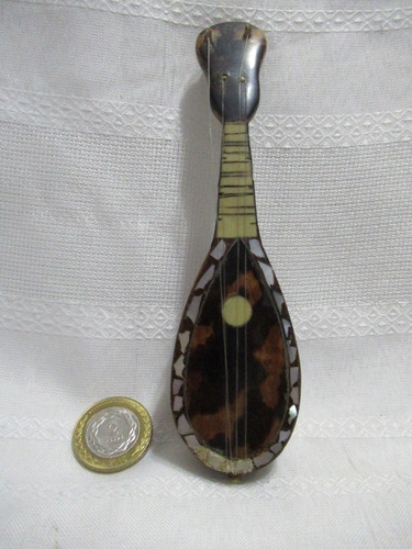 Imagen 2 de 6 de Antiguo Adorno Instrumento Musical Mandolina Miniatura Nácar