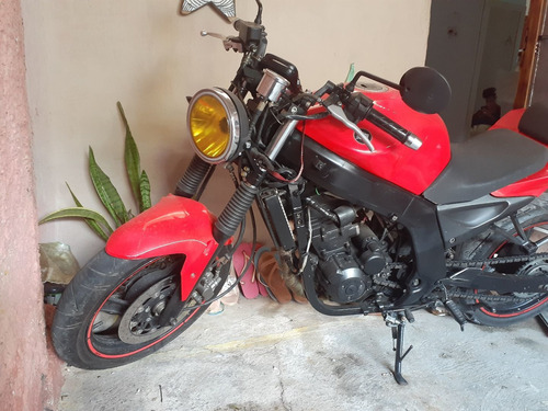 Dafra Roadwin 250 R