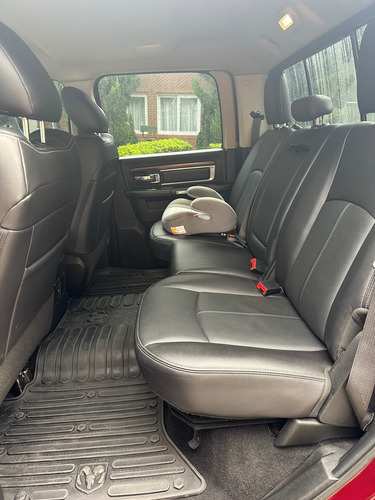 RAM Ram Classic 5.7 Laramie Cab. Dupla 4X4 Aut. 4P