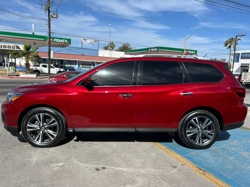 Nissan Pathfinder Exclusive