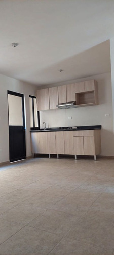 Estrena Departamento En Querétaro De 3 Recamaras, Alberca, De Lujo !