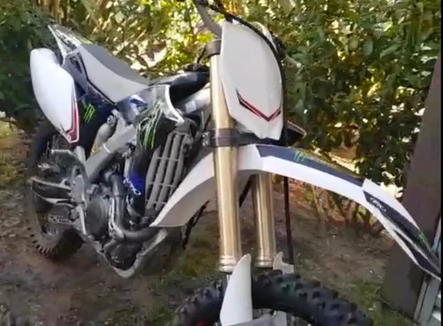 Yamaha Yzf 250 F Unica Muy Poco Uso, Principiante. Patentada