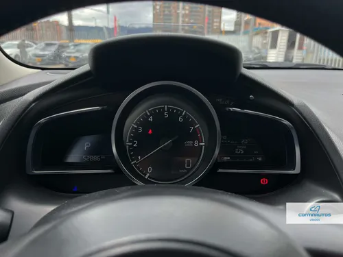 Mazda 2 GRAND TOURING