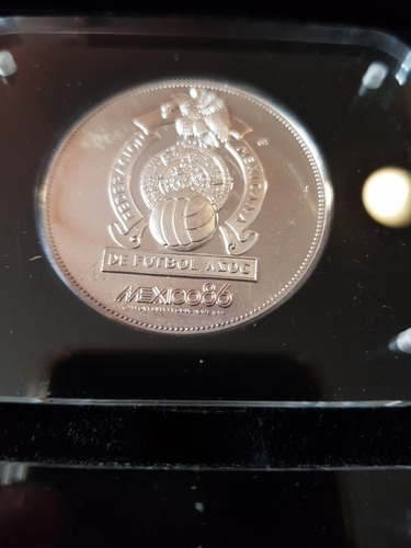 Imagen 9 de 12 de Monedas De Plata Mundial 1986.salvador Dali