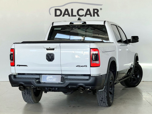 RAM 1500 5.7 V8 GASOLINA REBEL CD 4X4 AUTOMÁTICO