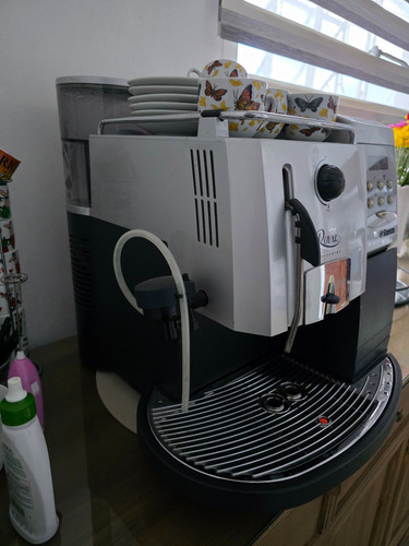 Cafetera Automática Saeco Royal Capuccino Professional Gris (Usado)