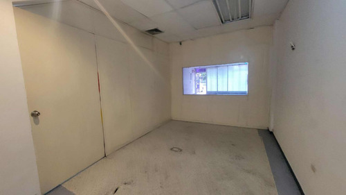 Local Comercial En La Zona Industrial Ed - 289807