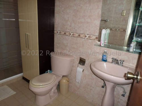 Imagen 14 de 30 de Casa En Venta En Fundalara Barquisimeto