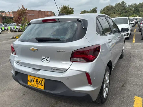 Chevrolet Onix 1.0 PREMIER 5P