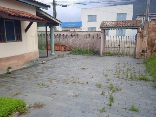 Imóvel Com Duas Casas E Quarto Em Peruíbe Litoral Sul De Sp