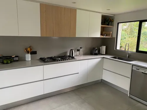 Casa En Arriendo/venta En Canelon. Cod A16565