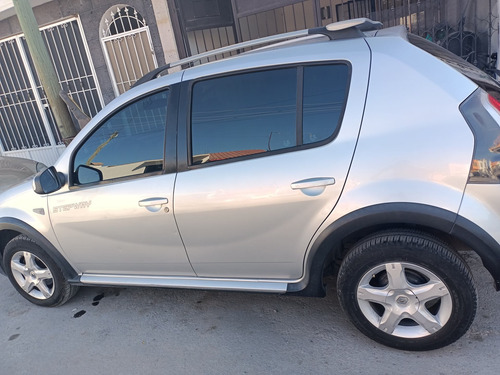 Imagen 3 de 4 de Renault Sandero 2014 1.6 Dynamique At