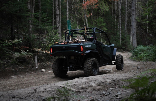 Imagen 6 de 15 de Can Am Commander 700 Dps 0km 2023 En Stock Fisico Permutas