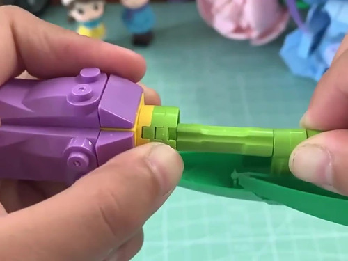 Kit 3 Tulipas 3d: Blocos De Montar Para Criar E Decorar 102 3 Tulipas Em Blocos De Encaixe