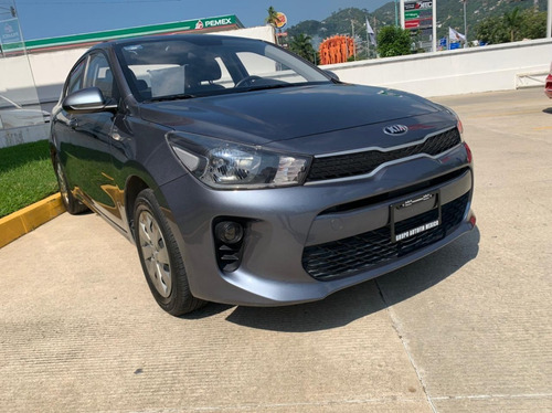 Imagen 10 de 11 de Kia Rio L Manual