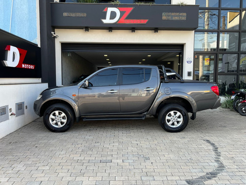 Mitsubishi L200 Triton 3.2 HPE 4X4 CD 16V TURBO INTERCOOLER DIESEL 4P AUTOMÁTICO