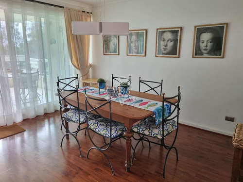 Departamento En Venta De 3 Dorm. En Santo Domingo