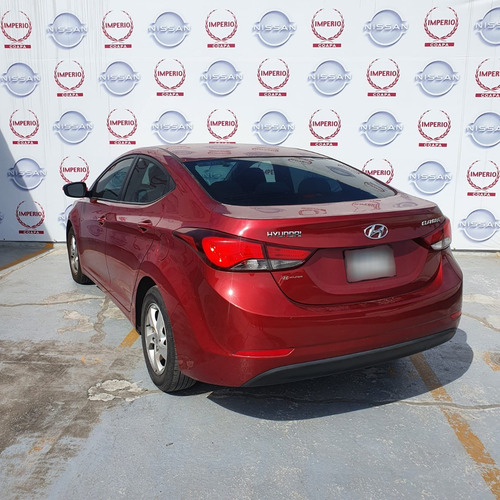 Imagen 6 de 13 de Hyundai Elantra Gls Ta 2015