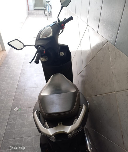 Imagen 2 de 17 de Zanella Styler 150